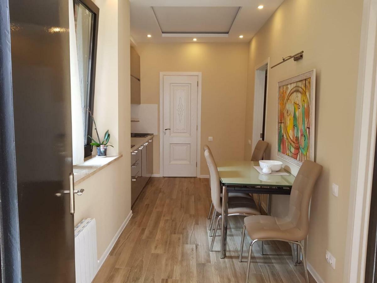 Apart Hotel Avlabari Yard Tbilisi Zewnętrze zdjęcie